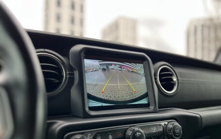 Jeep Wrangler, 2020 год, 2 750 000 рублей, 23 фотография