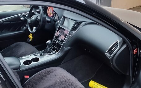 Infiniti Q50 I рестайлинг, 2016 год, 1 900 000 рублей, 5 фотография