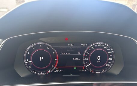 Volkswagen Tiguan II, 2018 год, 2 950 000 рублей, 9 фотография