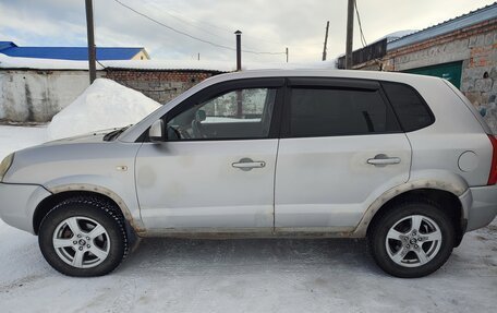 Hyundai Tucson III, 2004 год, 400 000 рублей, 2 фотография