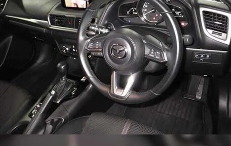 Mazda Axela, 2019 год, 1 400 000 рублей, 6 фотография