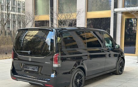 Mercedes-Benz V-Класс, 2024 год, 21 900 000 рублей, 9 фотография