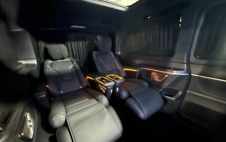 Mercedes-Benz V-Класс, 2024 год, 21 900 000 рублей, 18 фотография