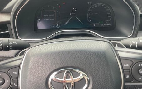 Toyota Avalon, 2022 год, 3 350 000 рублей, 9 фотография