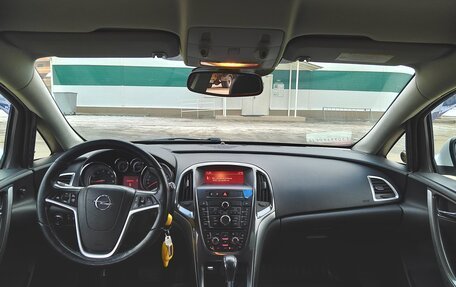 Opel Astra J, 2013 год, 1 180 000 рублей, 9 фотография