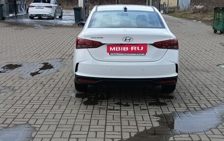Hyundai Solaris II рестайлинг, 2021 год, 1 650 000 рублей, 3 фотография