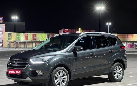 Ford Kuga III, 2017 год, 1 810 000 рублей, 1 фотография