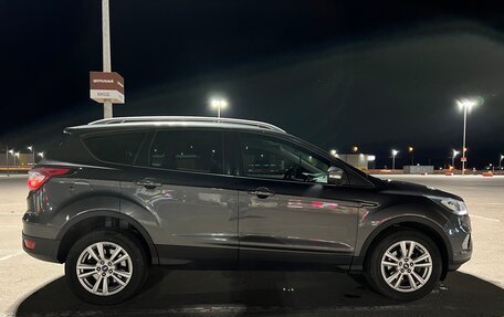 Ford Kuga III, 2017 год, 1 810 000 рублей, 4 фотография