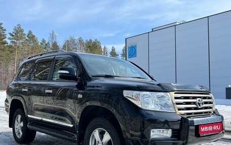 Toyota Land Cruiser 200, 2011 год, 5 000 000 рублей, 1 фотография