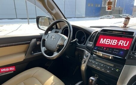 Toyota Land Cruiser 200, 2011 год, 5 000 000 рублей, 18 фотография
