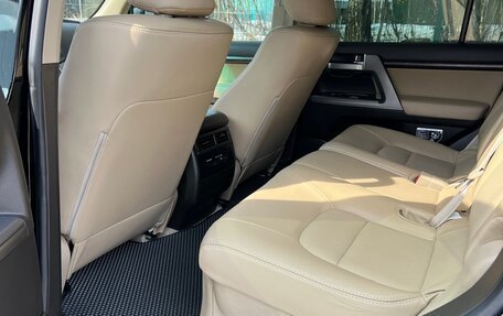 Toyota Land Cruiser 200, 2011 год, 5 000 000 рублей, 24 фотография