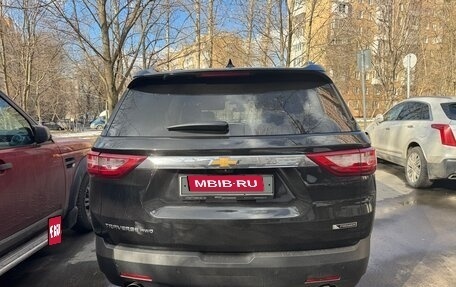 Chevrolet Traverse II, 2018 год, 2 400 000 рублей, 5 фотография
