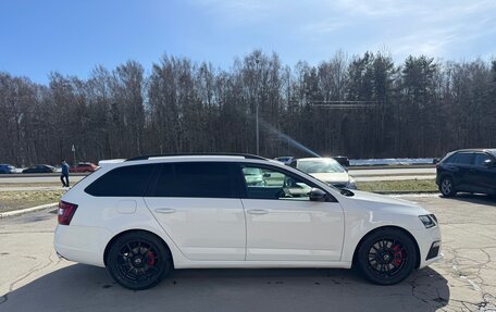 Skoda Octavia RS, 2019 год, 3 450 000 рублей, 5 фотография