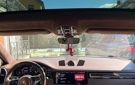 Porsche Cayenne III, 2021 год, 13 700 000 рублей, 8 фотография