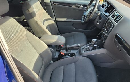 Volkswagen Jetta VI, 2017 год, 1 470 000 рублей, 12 фотография