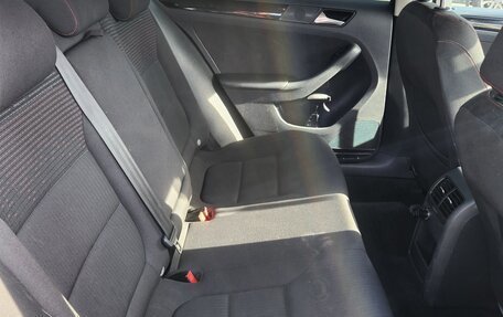 Volkswagen Jetta VI, 2017 год, 1 470 000 рублей, 13 фотография
