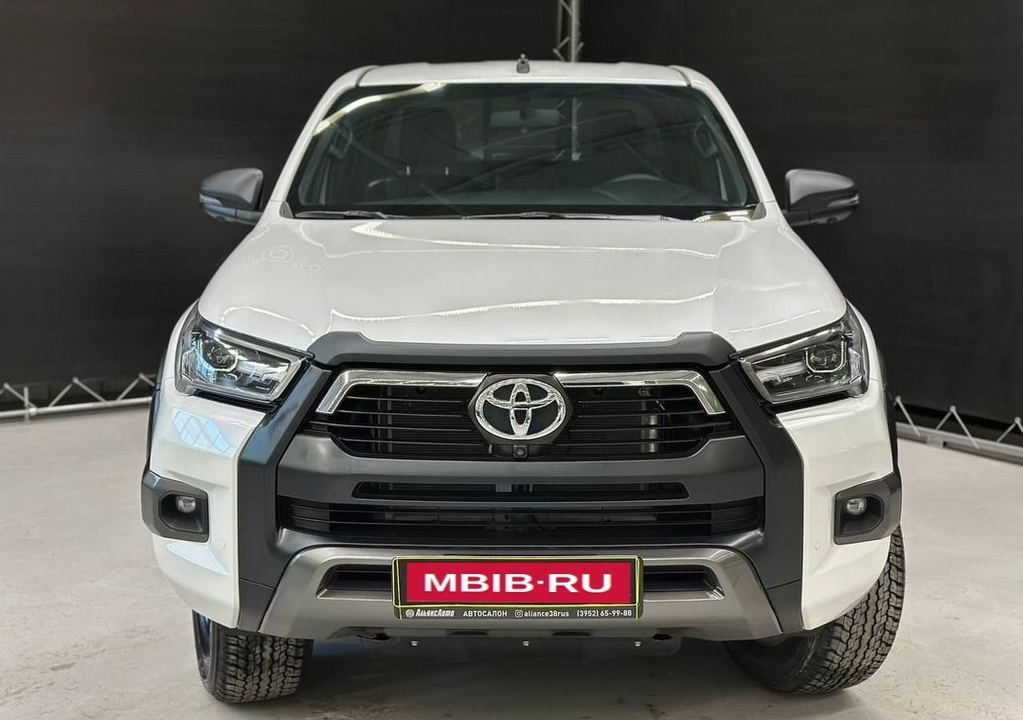 Toyota Hilux, 2024 год, 7 450 000 рублей, 21 фотография
