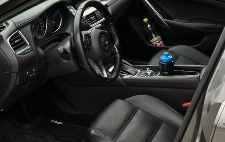 Mazda 6, 2018 год, 2 000 000 рублей, 12 фотография