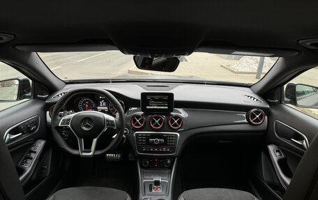 Mercedes-Benz GLA AMG, 2015 год, 2 350 000 рублей, 10 фотография