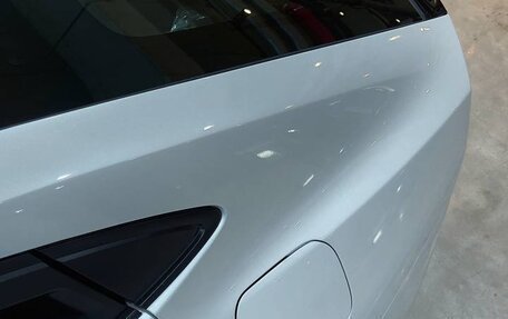 Toyota Prius IV XW50, 2024 год, 3 750 000 рублей, 6 фотография