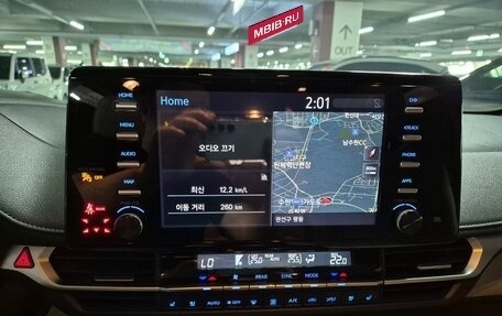 Toyota Sienna, 2022 год, 4 282 999 рублей, 7 фотография