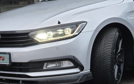 Volkswagen Passat B8 рестайлинг, 2018 год, 1 999 000 рублей, 2 фотография