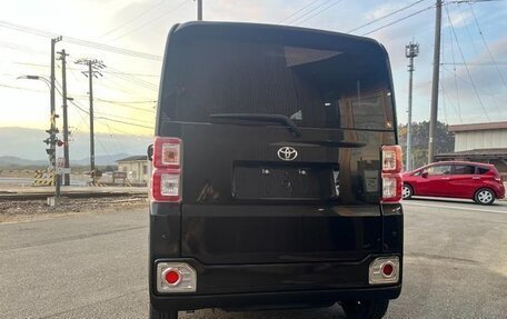 Toyota Pixis Mega, 2016 год, 850 000 рублей, 7 фотография