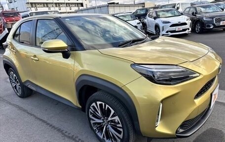 Toyota Yaris Cross, 2021 год, 1 400 000 рублей, 1 фотография