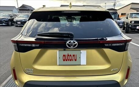 Toyota Yaris Cross, 2021 год, 1 400 000 рублей, 7 фотография
