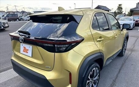 Toyota Yaris Cross, 2021 год, 1 400 000 рублей, 8 фотография