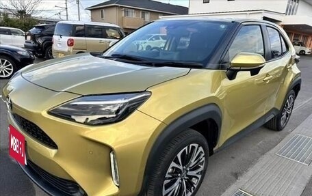 Toyota Yaris Cross, 2021 год, 1 400 000 рублей, 3 фотография