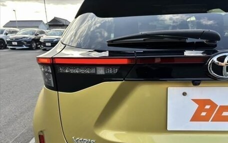 Toyota Yaris Cross, 2021 год, 1 400 000 рублей, 10 фотография