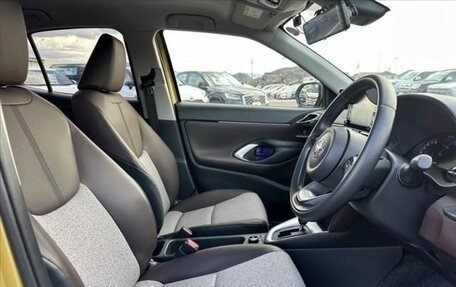 Toyota Yaris Cross, 2021 год, 1 400 000 рублей, 22 фотография