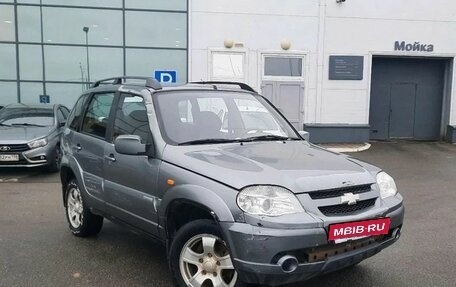 Chevrolet Niva I рестайлинг, 2010 год, 319 000 рублей, 3 фотография