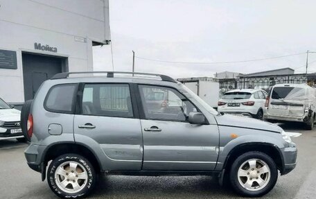 Chevrolet Niva I рестайлинг, 2010 год, 319 000 рублей, 8 фотография