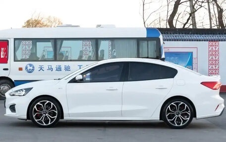 Ford Focus IV, 2021 год, 1 460 000 рублей, 2 фотография