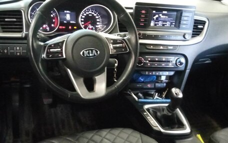 KIA cee'd III, 2020 год, 1 600 000 рублей, 5 фотография