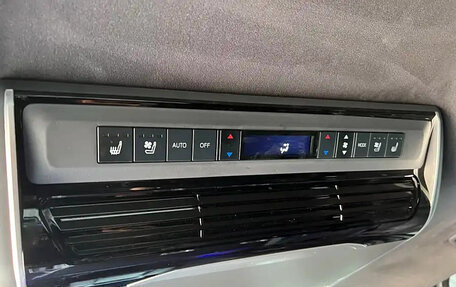 Toyota Sienna, 2022 год, 3 820 000 рублей, 8 фотография