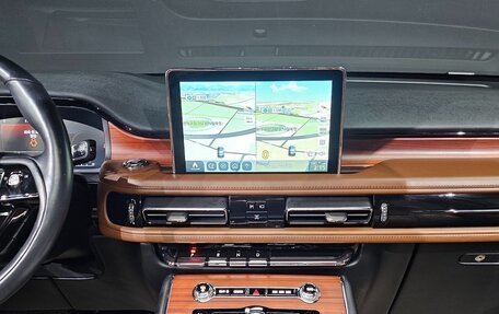 Lincoln Aviator II, 2020 год, 4 940 000 рублей, 13 фотография