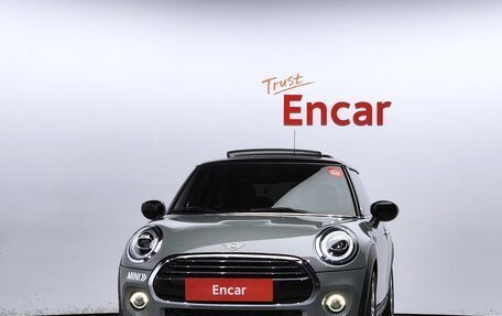 MINI Hatch, 2021 год, 1 880 000 рублей, 3 фотография