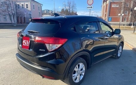 Honda Vezel, 2019 год, 2 100 000 рублей, 3 фотография