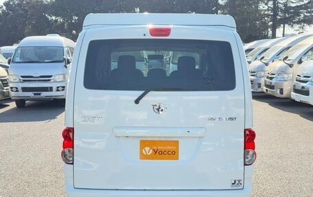 Nissan NV200, 2017 год, 1 600 000 рублей, 7 фотография