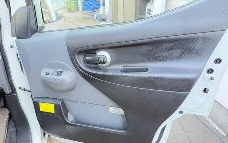 Nissan NV200, 2017 год, 1 600 000 рублей, 15 фотография