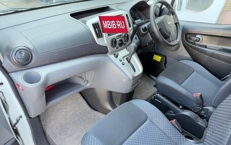 Nissan NV200, 2017 год, 1 600 000 рублей, 21 фотография