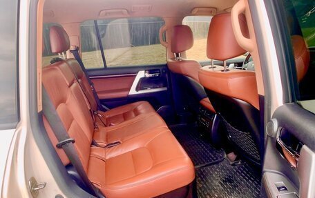 Toyota Land Cruiser 200, 2015 год, 4 500 000 рублей, 9 фотография