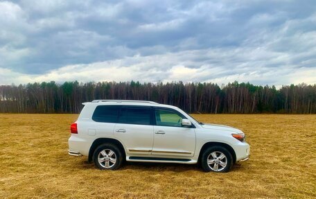 Toyota Land Cruiser 200, 2015 год, 4 500 000 рублей, 5 фотография