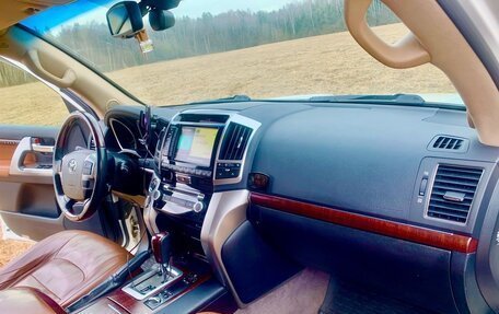 Toyota Land Cruiser 200, 2015 год, 4 500 000 рублей, 8 фотография