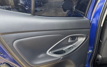 Toyota Yaris Cross, 2021 год, 1 870 000 рублей, 21 фотография