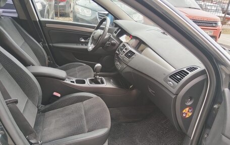 Renault Laguna III рестайлинг, 2008 год, 640 000 рублей, 16 фотография