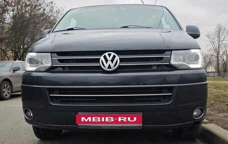 Volkswagen Multivan T5, 2012 год, 2 300 000 рублей, 4 фотография